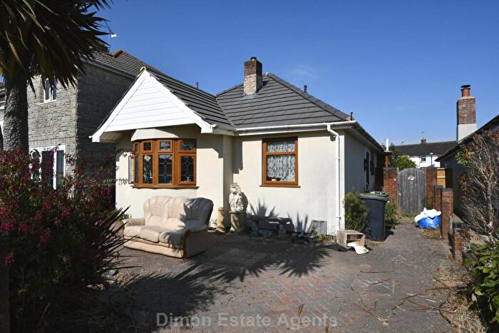 3 Bedroom Detached Bungalow For Sale In Bridgemary Avenue, Bridgemary, PO13