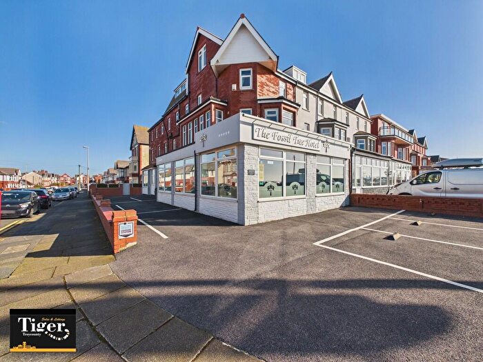 11 Bedroom Semi-Detached House For Sale In Queens Promenade, Blackpool, FY2