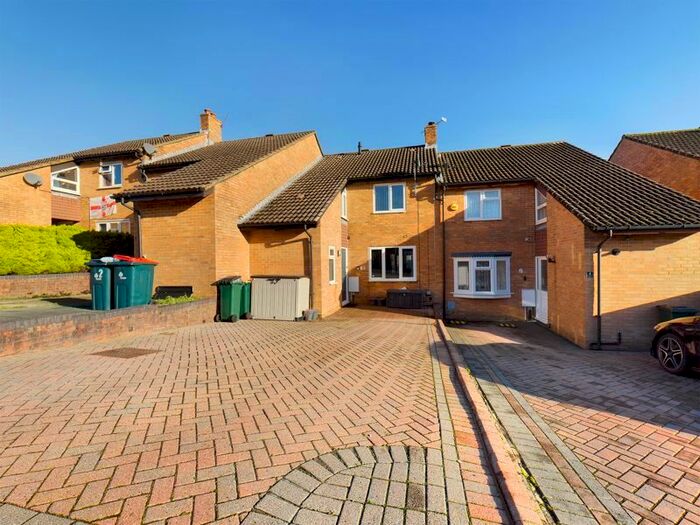 3 Bedroom Terraced House To Rent In Samaritan Close, Bewbush, Crawley, RH11