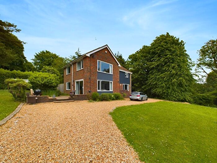 5 Bedroom Detached House To Rent In First Avenue, Worthing, BN14