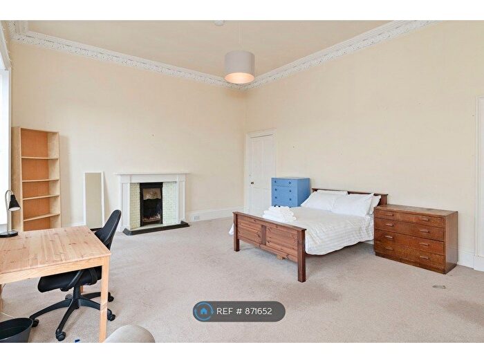 4 Bedroom Flat To Rent In Alva St, Edinburgh, EH2