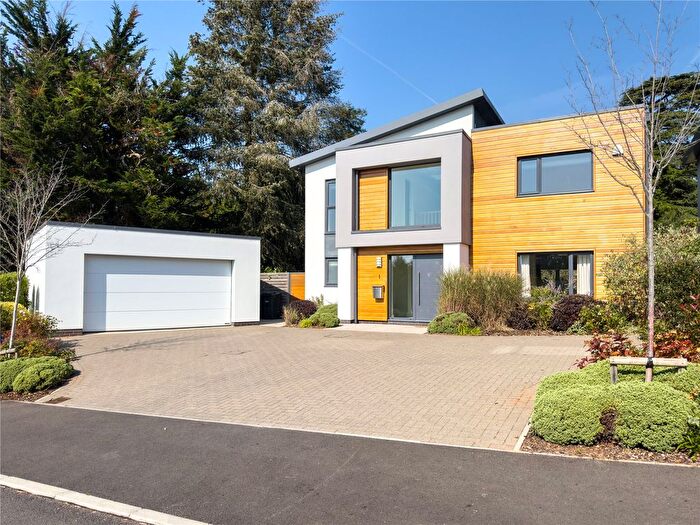 4 Bedroom Detached House To Rent In Regency Drive, Exeter, EX2