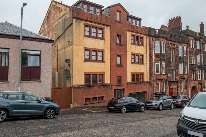 2 Bedroom Flat To Rent In John Street, Gourock, PA19