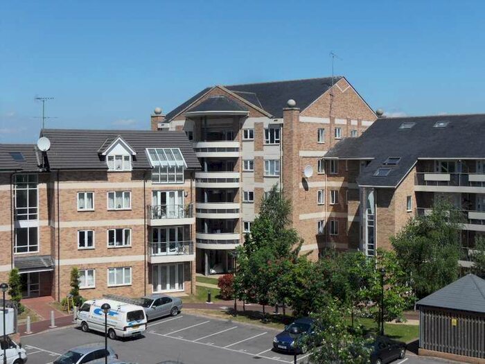2 Bedroom Apartment To Rent In Branagh Court, Tilehurst, Reading, RG30