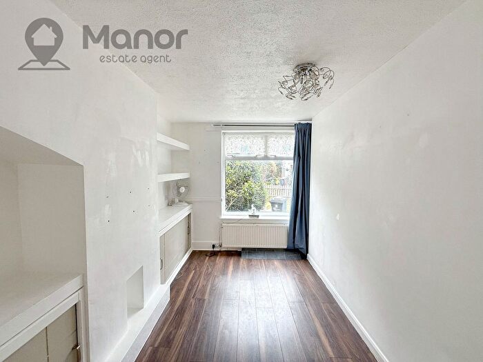 2 Bedroom Terraced House To Rent In Amesbury Road, Dagenham, RM9