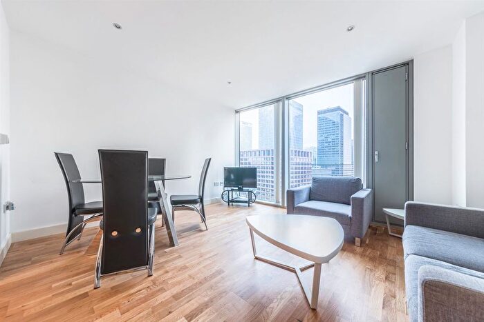 1 Bedroom Flat To Rent In Marsh Wall, Canary Wharf, E14