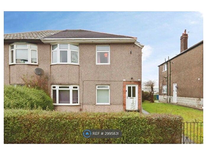 2 Bedroom Flat To Rent In Chirnside Road, Glasgow, G52