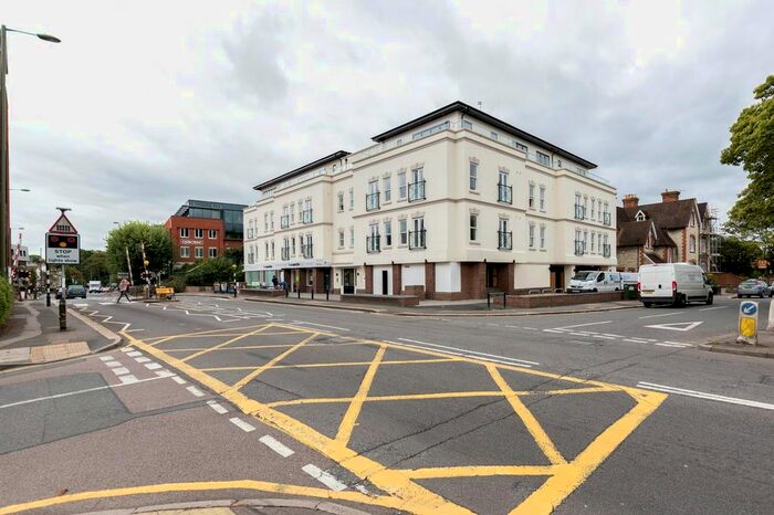 1 Bedroom Flat To Rent In London Road, Reigate, RH2