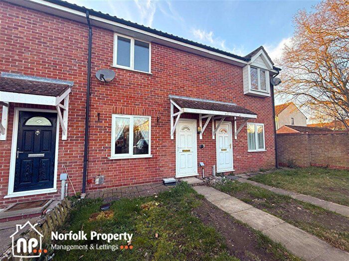 2 Bedroom Terraced House To Rent In Thorpe Marriot, NR8