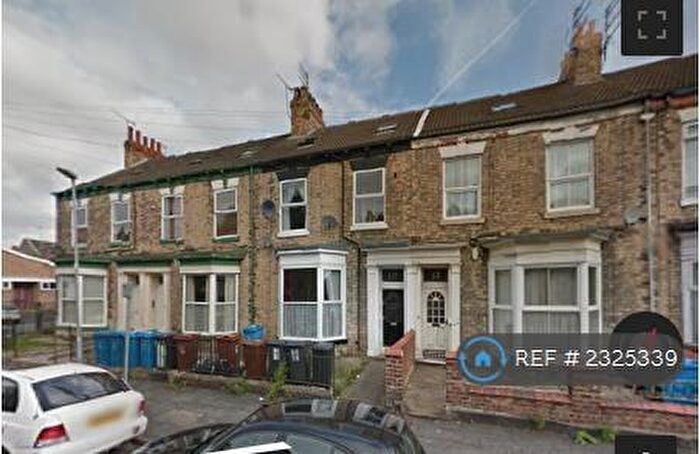 1 Bedroom Flat To Rent In Harley Street, Hull, HU2