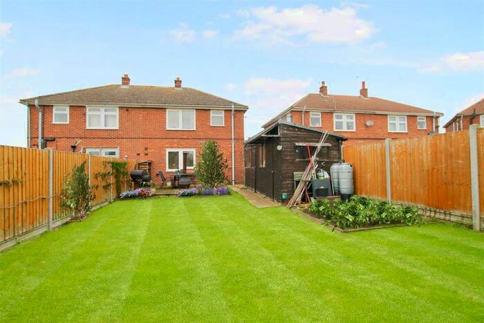 3 Bedroom House For Sale In The Close, Barkston, Grantham, NG32