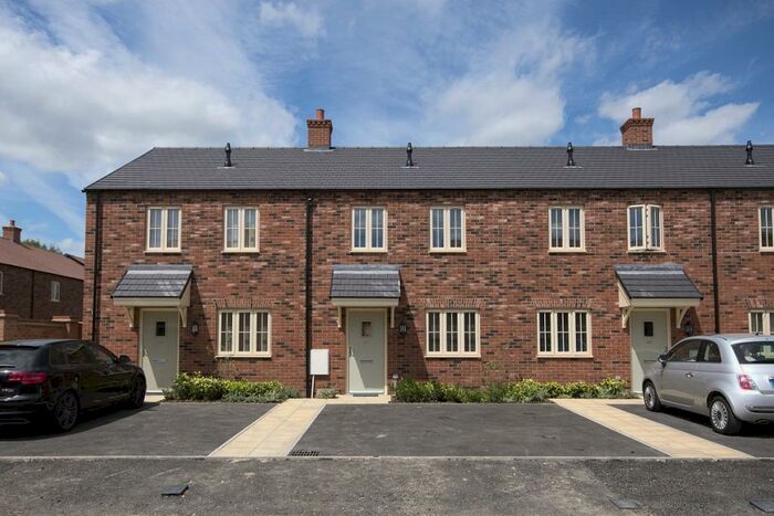 2 Bedroom Terraced House To Rent In Flanders Close, Bicester, OX26