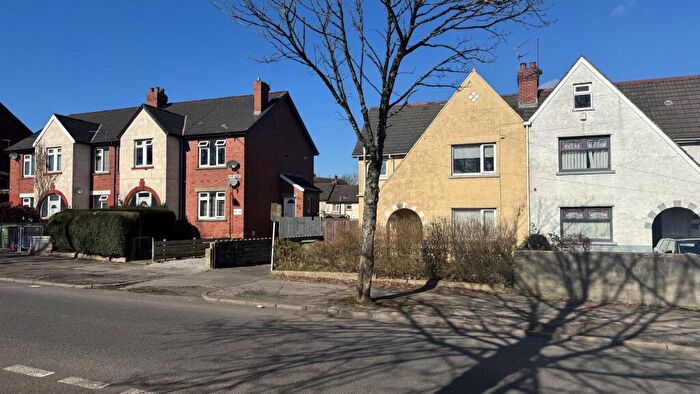 3 Bedroom Semi-Detached House For Sale In Grand Avenue, Cardiff, CF5