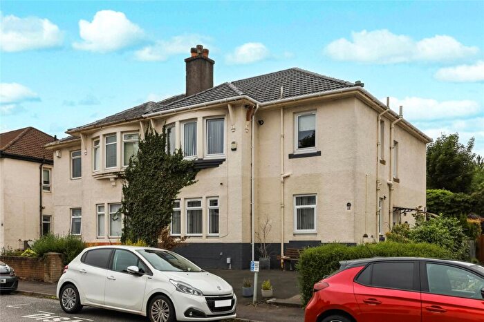 2 Bedroom House For Sale In Kelburne Oval, Paisley, Renfrewshire, PA1