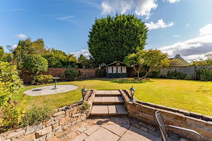 5 Bedroom Bungalow To Rent In Chester Road, Mere, Knutsford, Cheshire, WA16