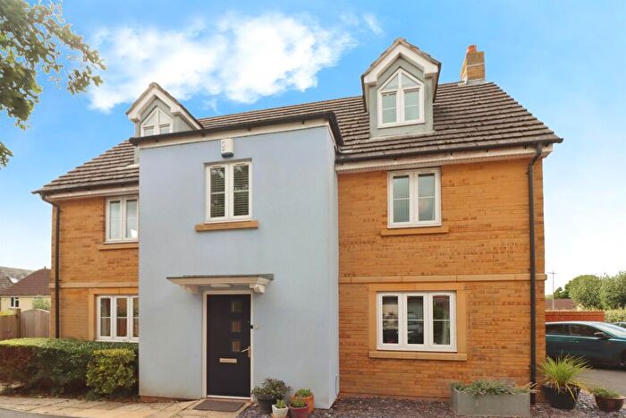 5 Bedroom Detached House For Sale In The Pines, Mangotsfield, Bristol, BS16