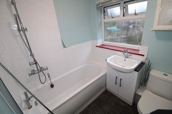 1 Bedroom Maisonette To Rent In Oaktree Close, Brentwood, Essex, CM13