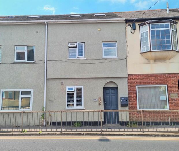 1 Bedroom Flat To Rent In High Street, Hadleigh, Benfleet, SS7