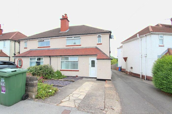 Semi-Detached House To Rent In Warminster Road, Sheffield, S8