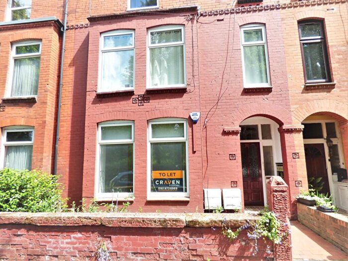 2 Bedroom Flat To Rent In Victoria Road, Stretford, Manchester, M32