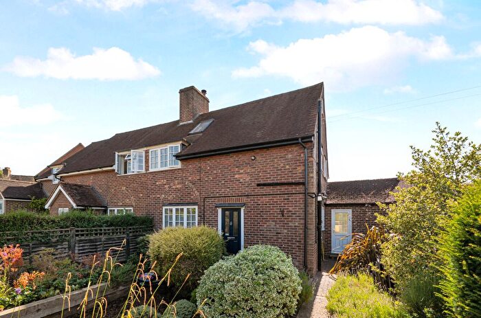 3 Bedroom Semi Detached House For Sale In Guildford, Surrey, GU2