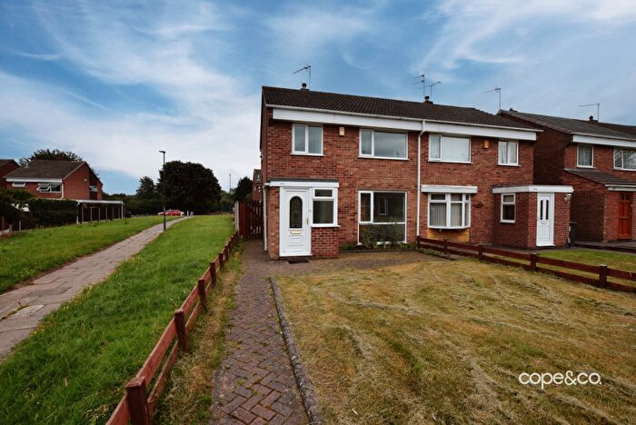 3 Bedroom Semi-Detached House To Rent In Arran Close, Sinfin, Derby, Derbyshire, DE24