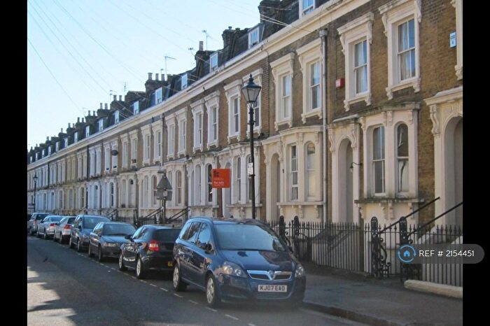 1 Bedroom Flat To Rent In Hamlet Court A, London, E3