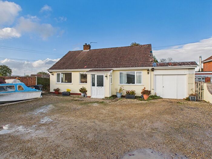 3 Bedroom Detached Bungalow For Sale In Enmore, Bridgwater, TA5