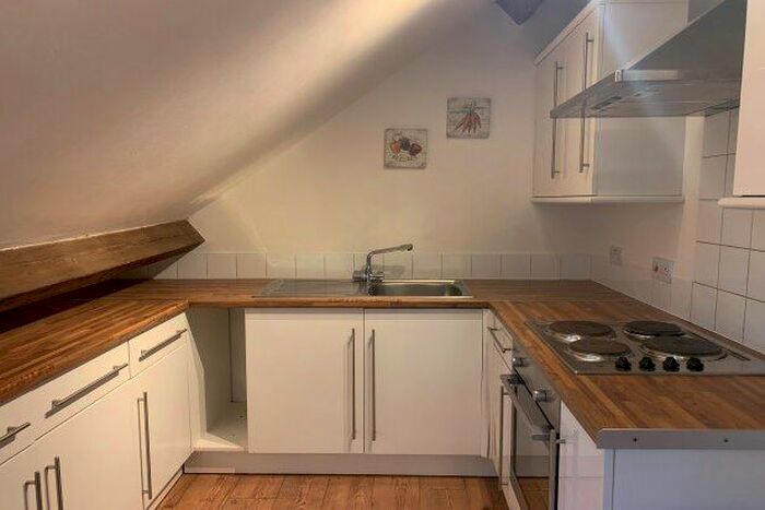 2 Bedroom Flat To Rent In Elmton Road, Worksop, S80