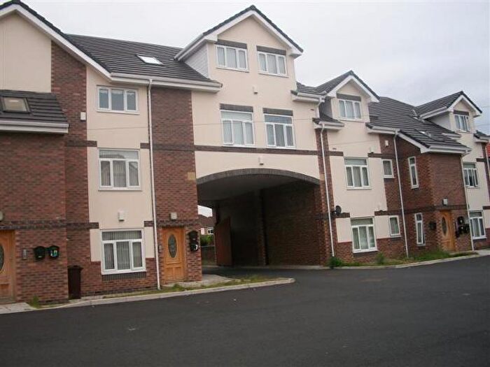 2 Bedroom Apartment To Rent In Knightsbridge Court, Liverpool, L14