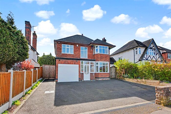 4 Bedroom Detached House For Sale In Arno Vale Road, Woodthorpe, Nottingham, NG5