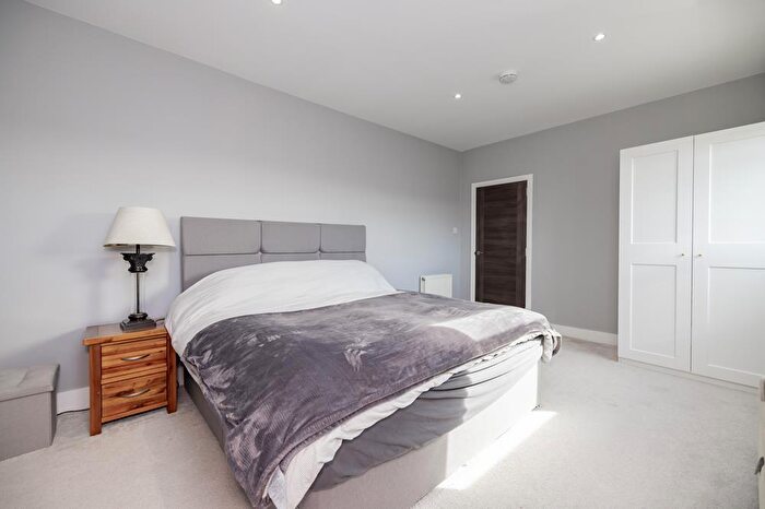 4 Bedroom Flat To Rent In Hartington Road, Upper Flat, AB10