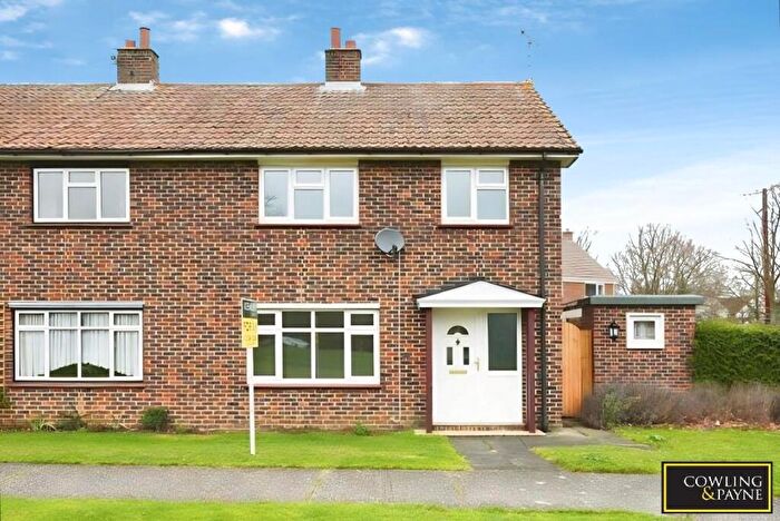 3 Bedroom Semi Detached House For Sale In Middlemead, West Hanningfield, CM2