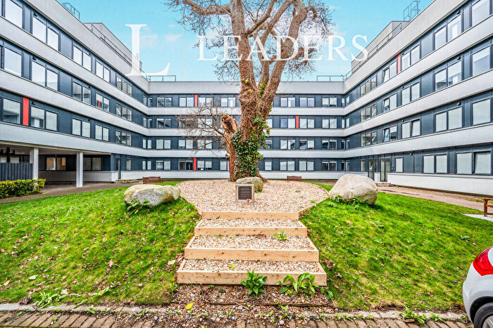 1 Bedroom Flat To Rent In Compass Point, Romsey Road, SO16