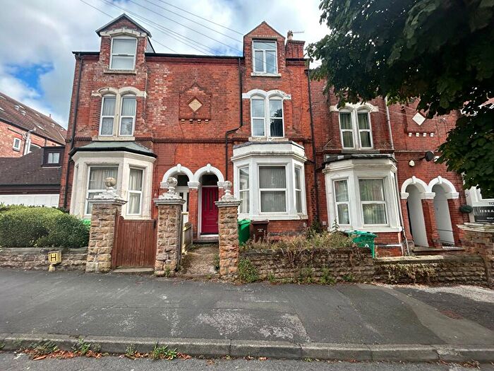 5 Bedroom Terraced House To Rent In Bowers Avenue, NG3