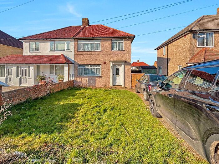 3 Bedroom Semi Detached House For Sale In Shaxton Crescent, New Addington, Croydon, CR0