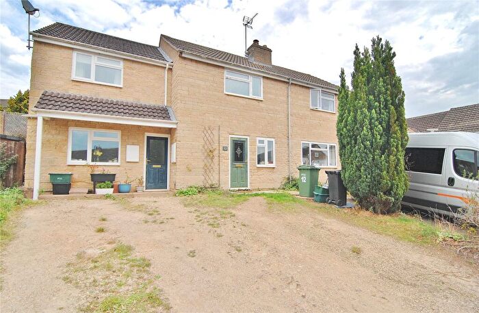 2 Bedroom End Of Terrace House For Sale In Folly Rise, Stroud, Gloucestershire, GL5