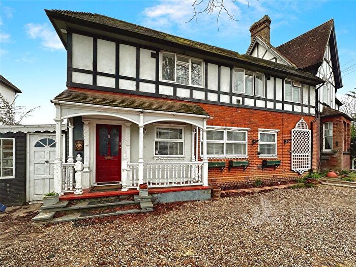 4 Bedroom Semi-Detached House To Rent In Montagu Road, Datchet, Slough, Berkshire, SL3