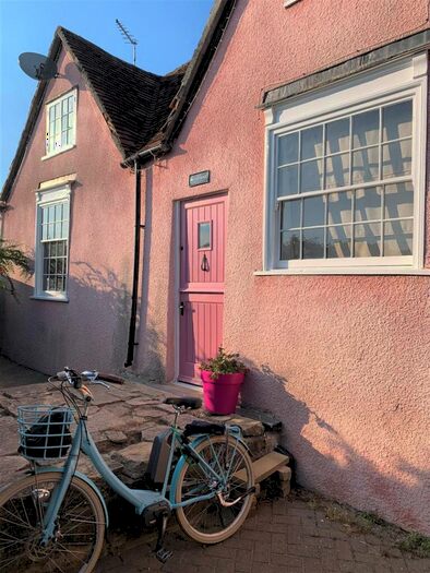 3 Bedroom Detached House To Rent In The Bridge, Abingdon, OX14