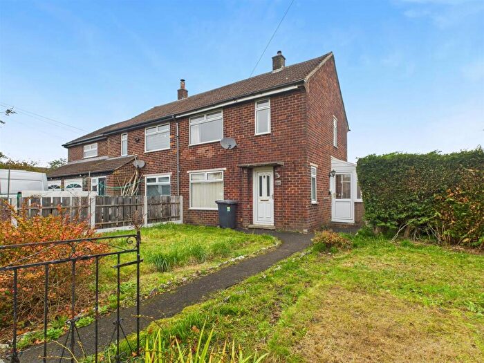 2 Bedroom Semi-Detached House For Sale In Victoria Park Road, Buxton, SK17