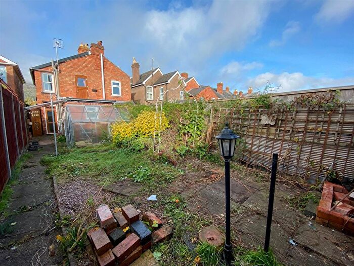 2 Bedroom End Of Terrace House For Sale In Dukes Way, Malvern, WR14