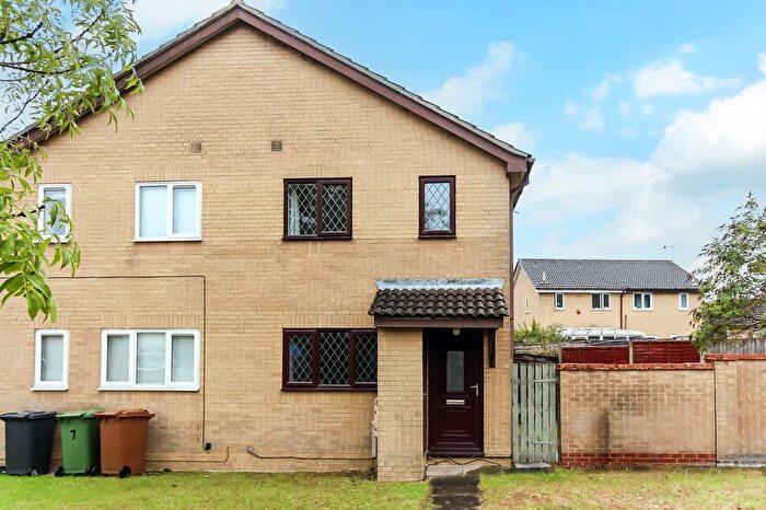 1 Bedroom Terraced House To Rent In Kennet Close, Wellingborough, NN8