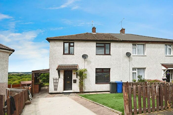 3 Bedroom Semi-detached House For Sale In Ash Grove, Mastin Moor, Chesterfield, S43