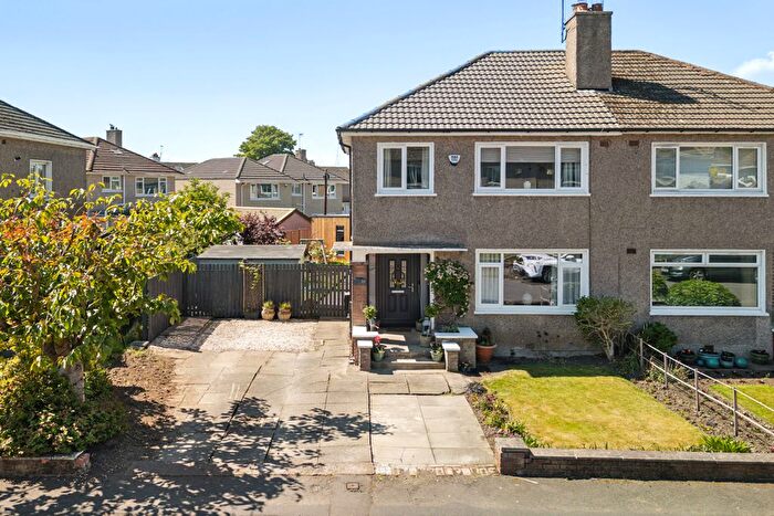 3 Bedroom Semi-Detached House For Sale In Hume Drive, Uddingston, G71