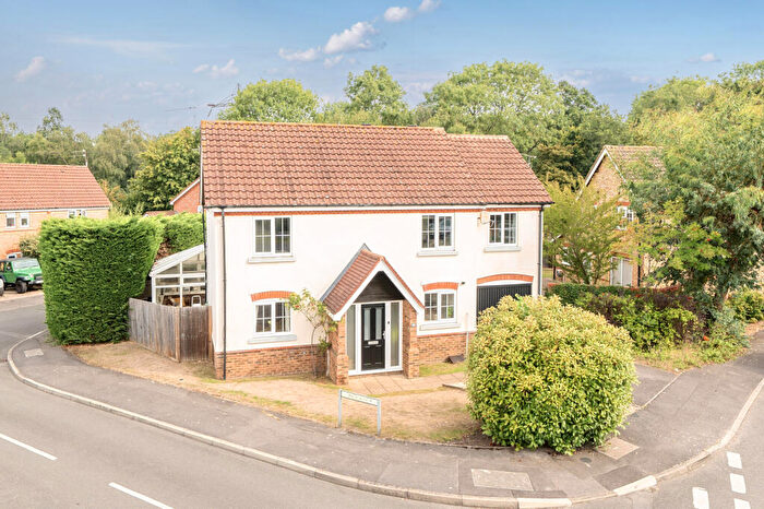 4 Bedroom Detached House For Sale In Danvers Drive, Church Crookham, GU52