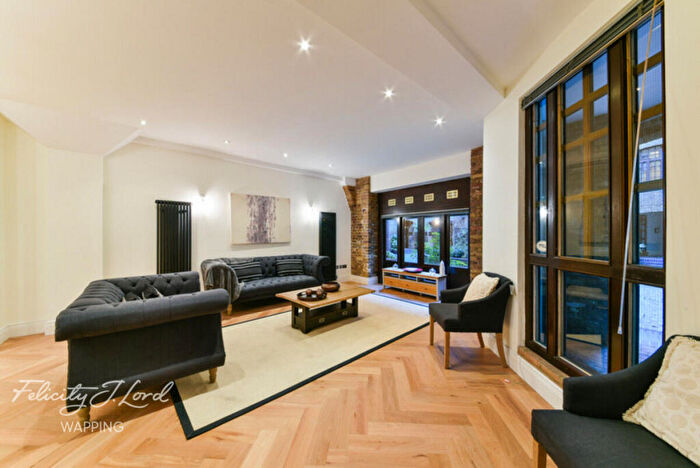 2 Bedroom Flat For Sale In The Highway, London, E1W