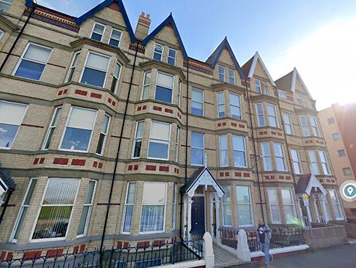 1 Bedroom Flat To Rent In West Parade, Rhyl, LL18