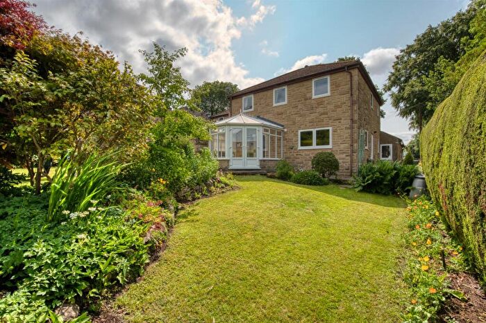 4 Bedroom Detached House For Sale In Holme Close, Holloway, DE4