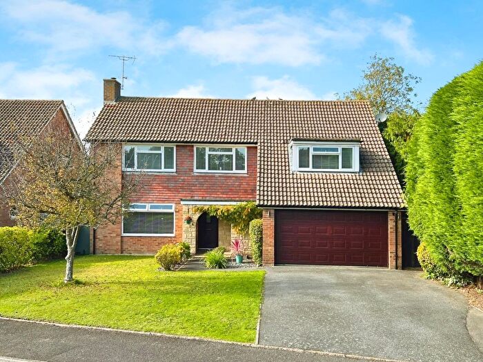 4 Bedroom Detached House For Sale In Collison Place, Tenterden, TN30