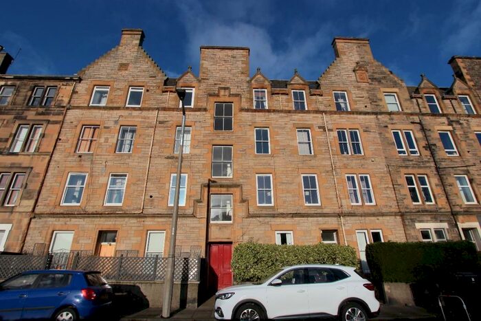 3 Bedroom Flat To Rent In Royal Park Terrace, Meadowbank, Edinburgh, EH8